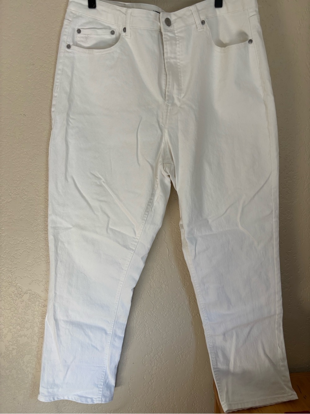 Frye White High Rise Cropped Straight Leg Jeans
